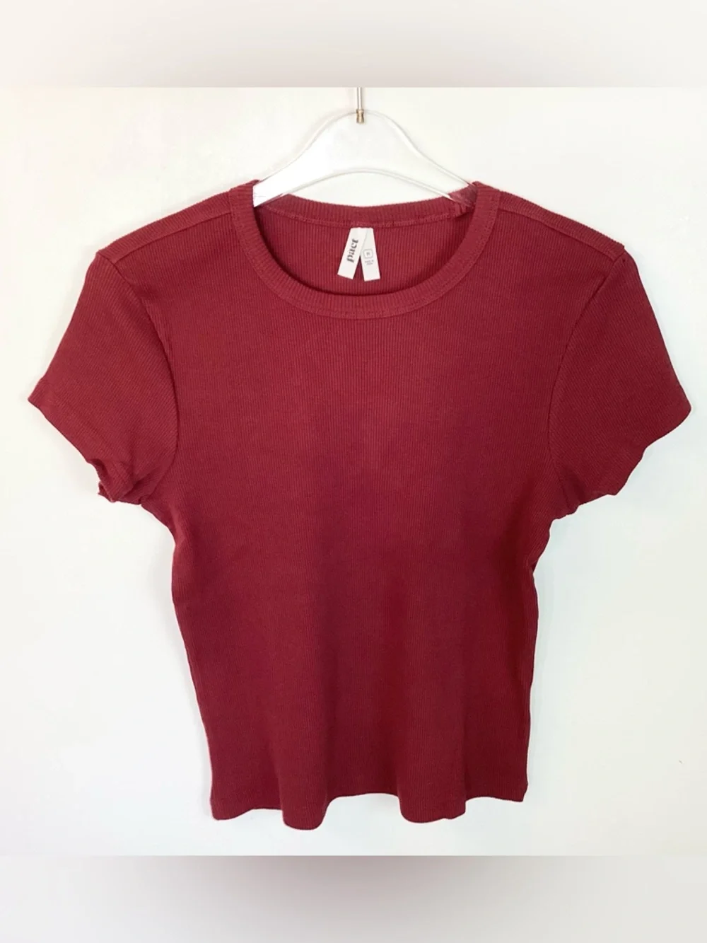 NWOT Pact Short Sleeve Ribbed Organic Cotton Crewneck Tee - Red - M